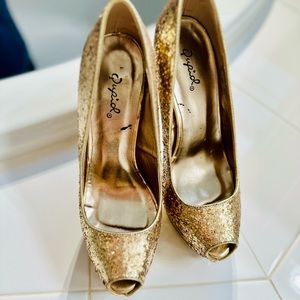 Quips Size 8 1/2 dress shoes